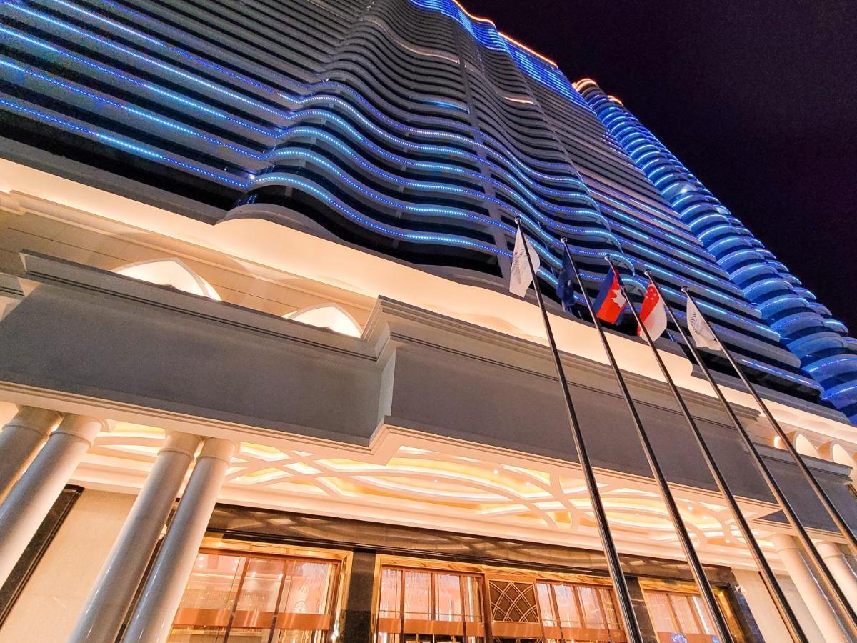 Howard Johnson Plaza By Wyndham Blue Bay Sihanoukville Eksteriør billede