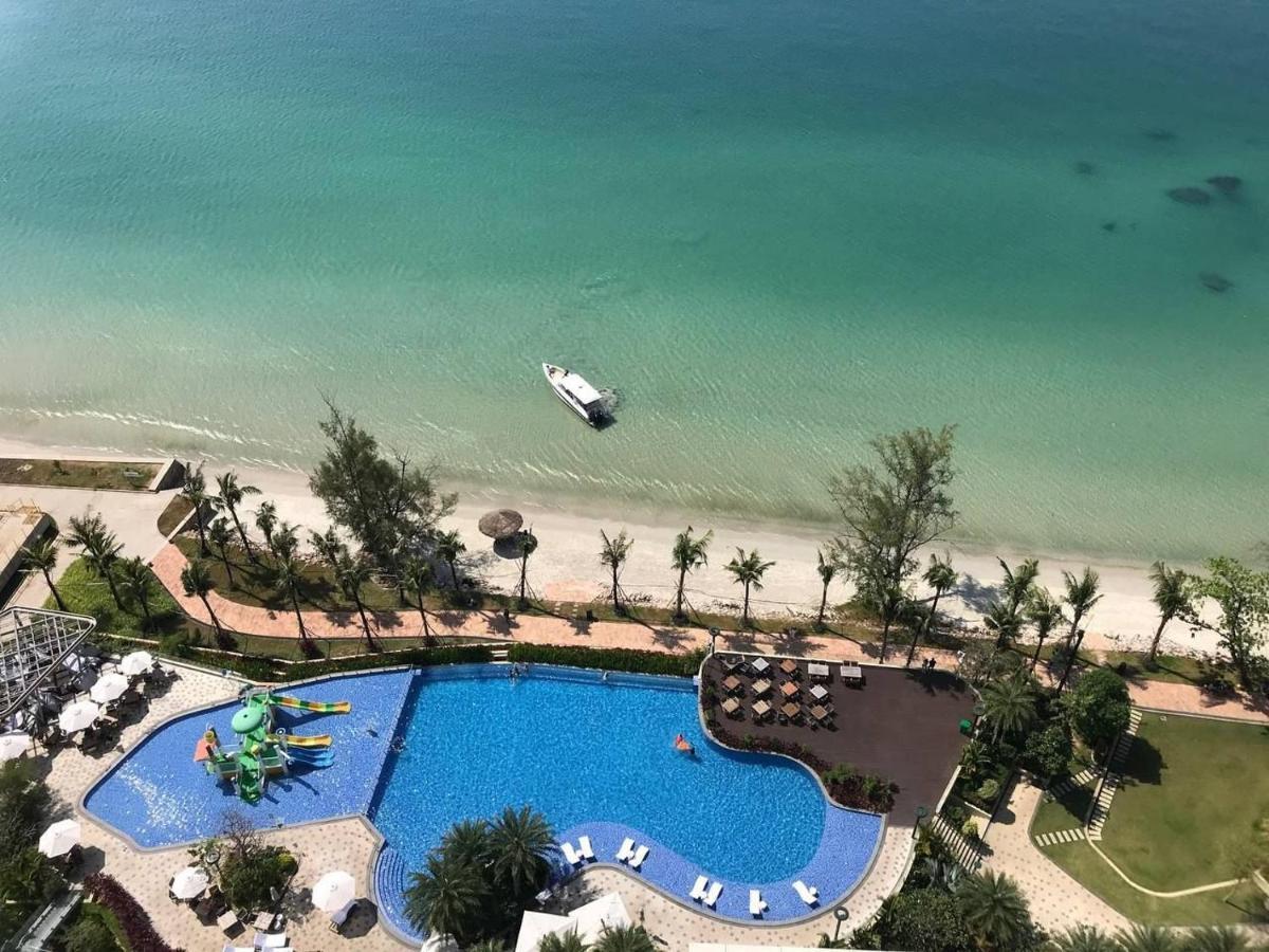 Howard Johnson Plaza By Wyndham Blue Bay Sihanoukville Eksteriør billede